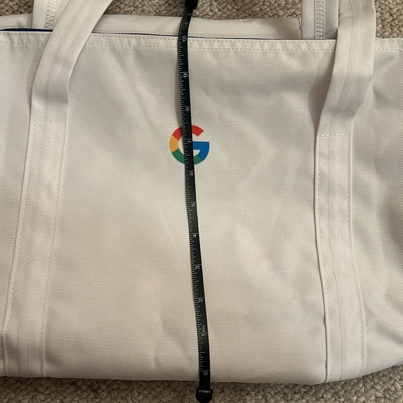 Brand New Google Duffle Bag AND Small Bag - NWT - Picture 8 of 14